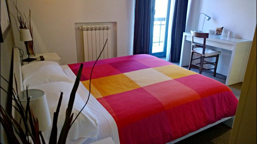 Almi Rooms โรม ภายนอก รูปภาพ