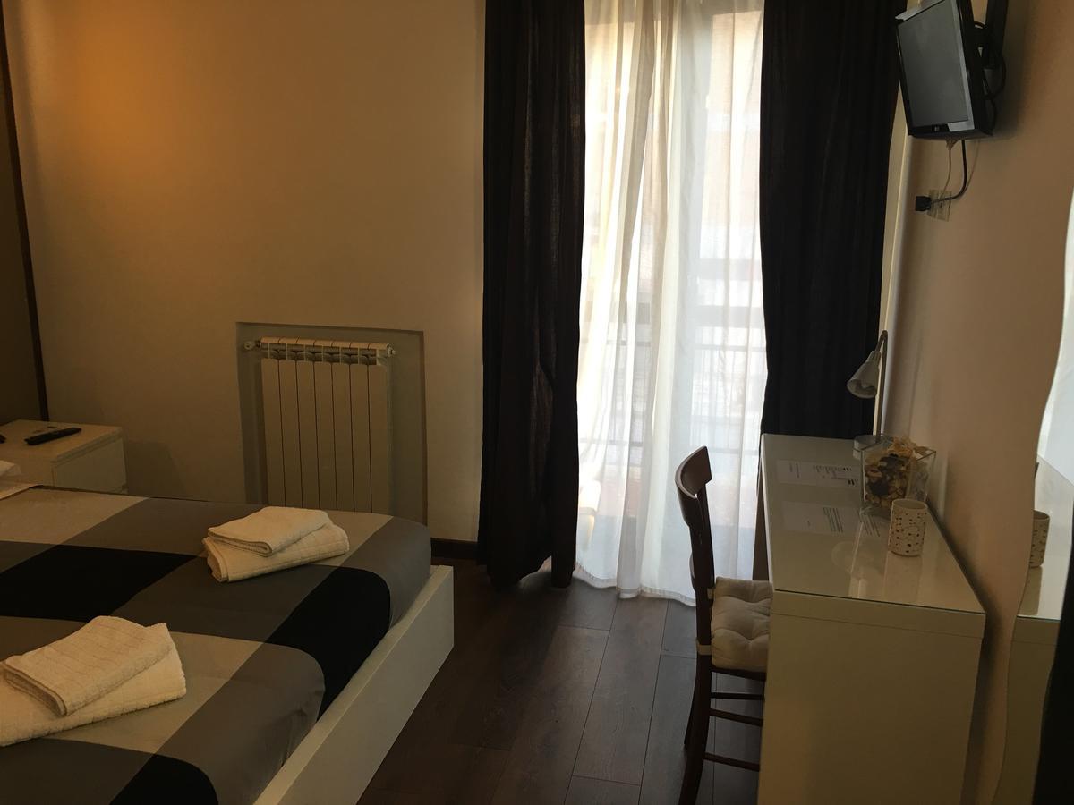 Almi Rooms โรม ภายนอก รูปภาพ